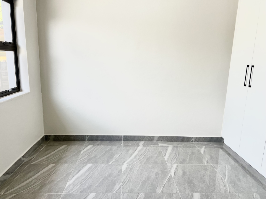 3 Bedroom Property for Sale in Bothasig Western Cape